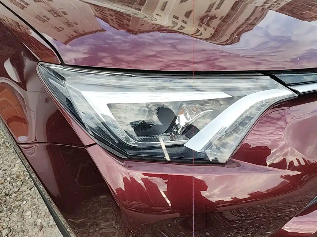 Toyota RAV4 — миниатюра 11
