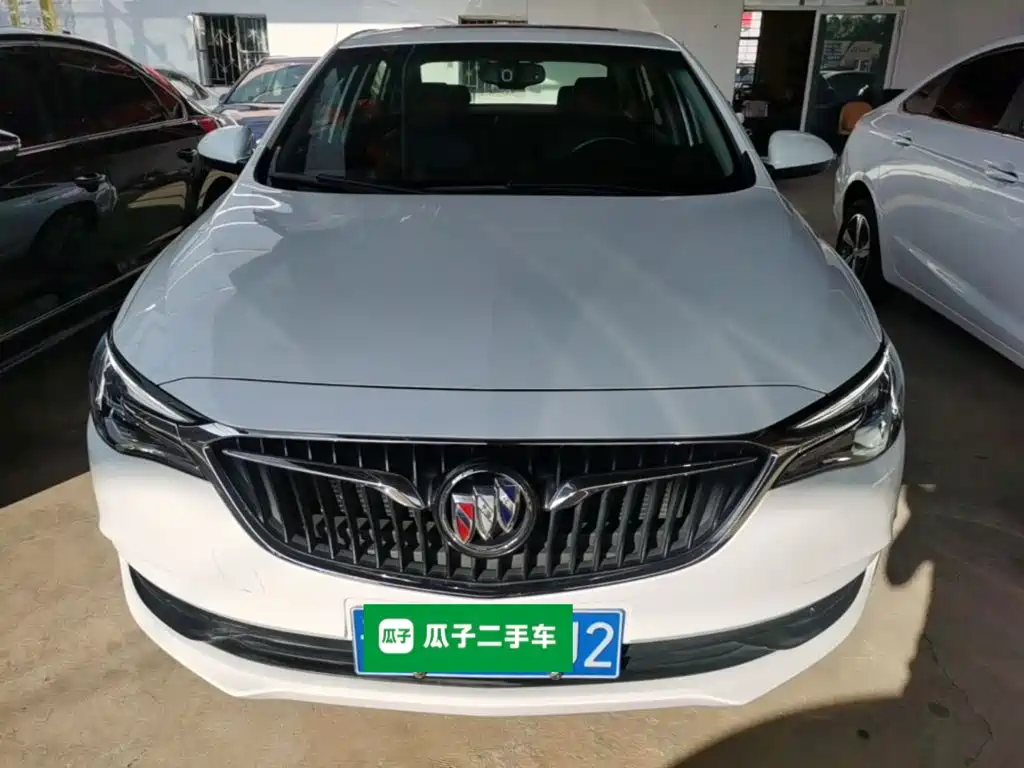 Buick Excelle — миниатюра 3