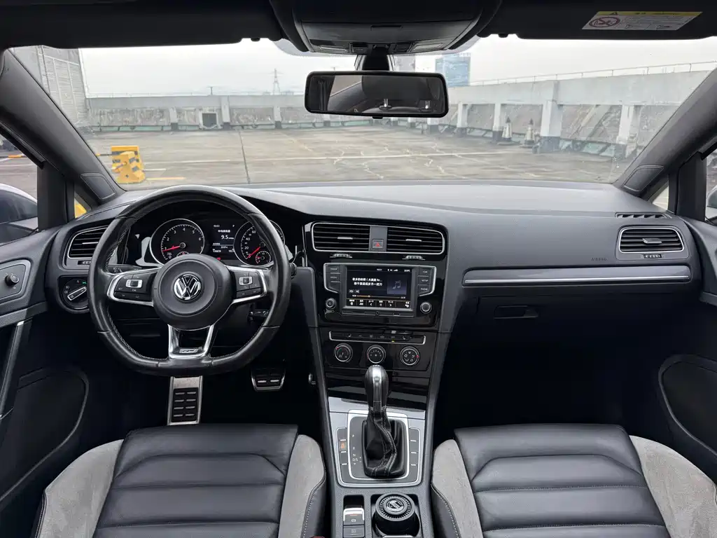 Volkswagen Golf — миниатюра 8