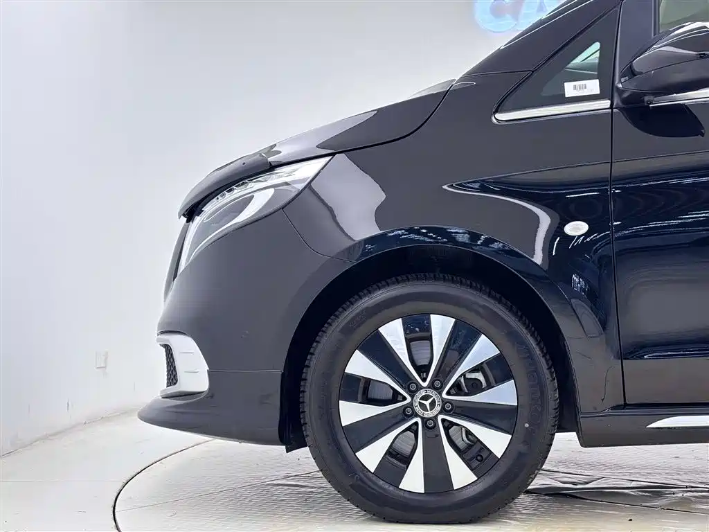 Mercedes-Benz Vito 2024 2.0T AT