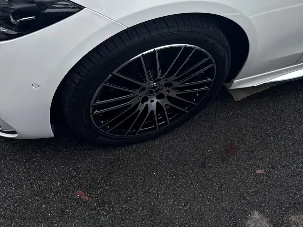 Mercedes-Benz C-Class — миниатюра 4