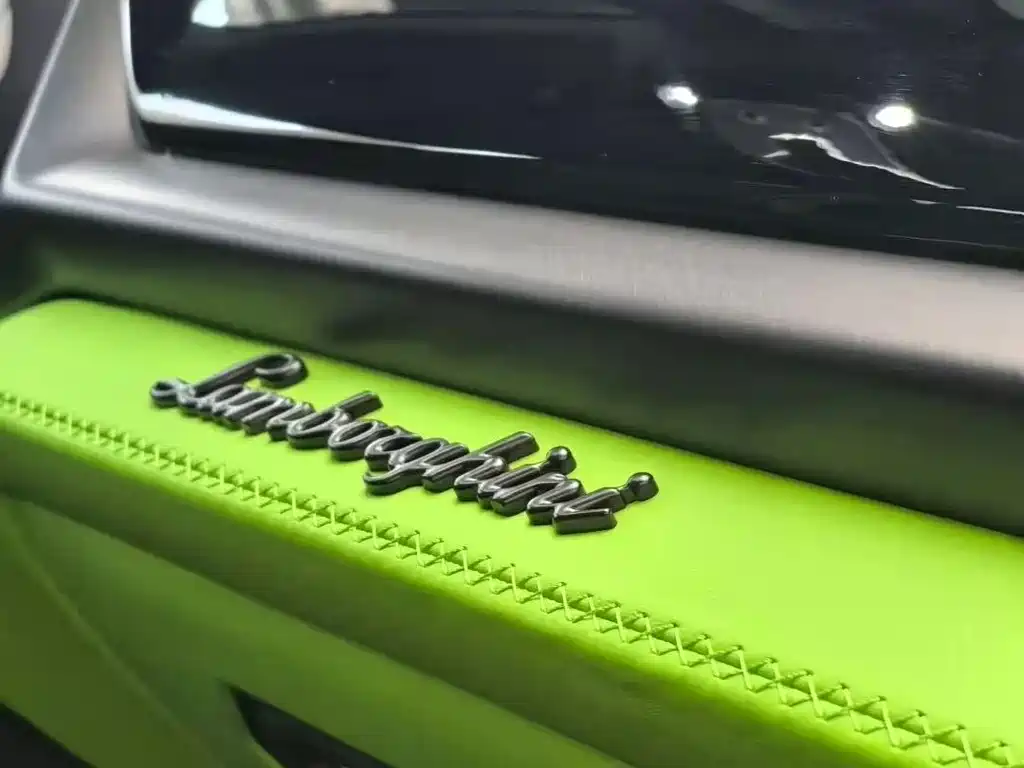 Lamborghini Urus SE 2025 4.0T Standard