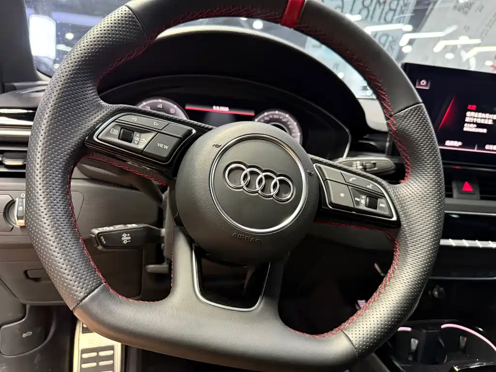 Audi A4L — миниатюра 4