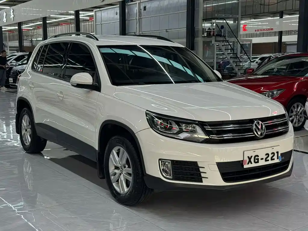 Volkswagen Tiguan — миниатюра 3