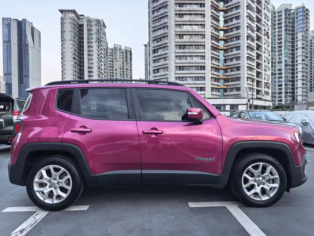 Jeep Renegade — миниатюра 5