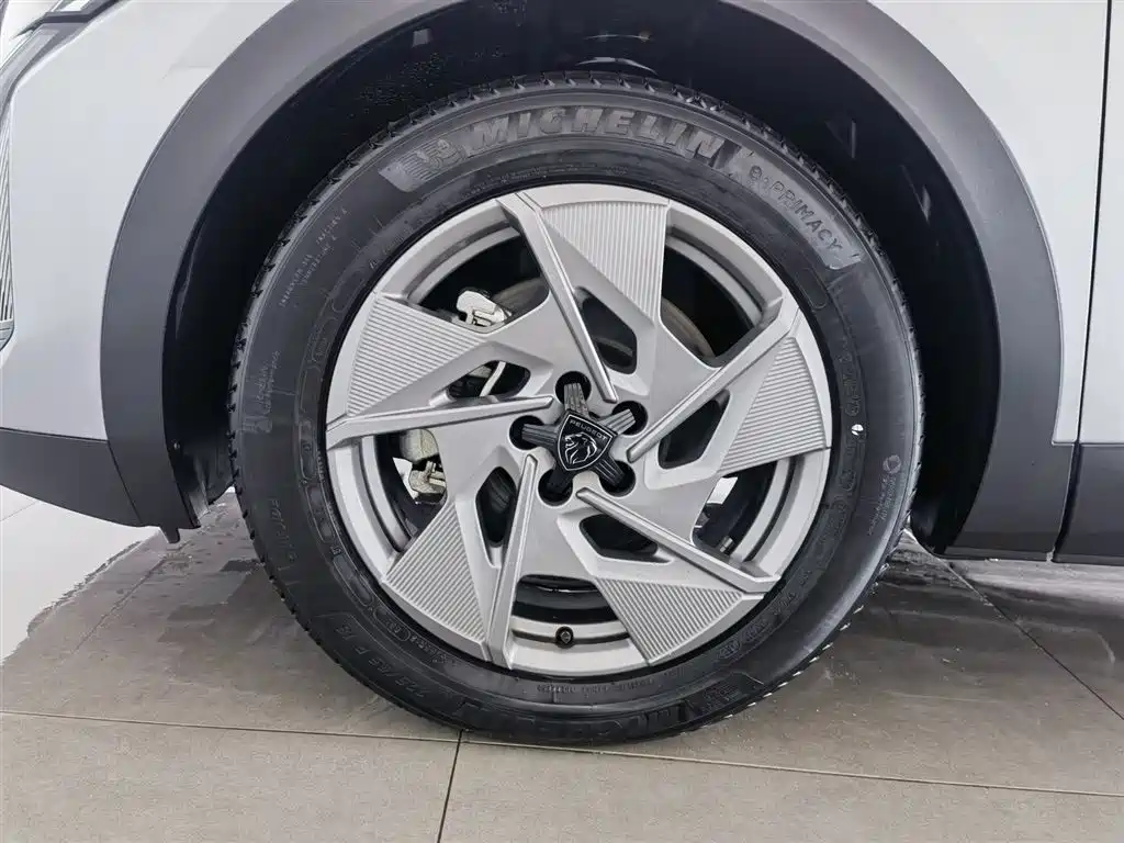 Peugeot 408X — миниатюра 17