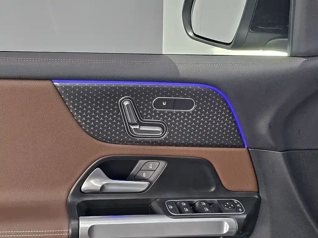 Mercedes-Benz GLB 2024 GLB 220 Fashion