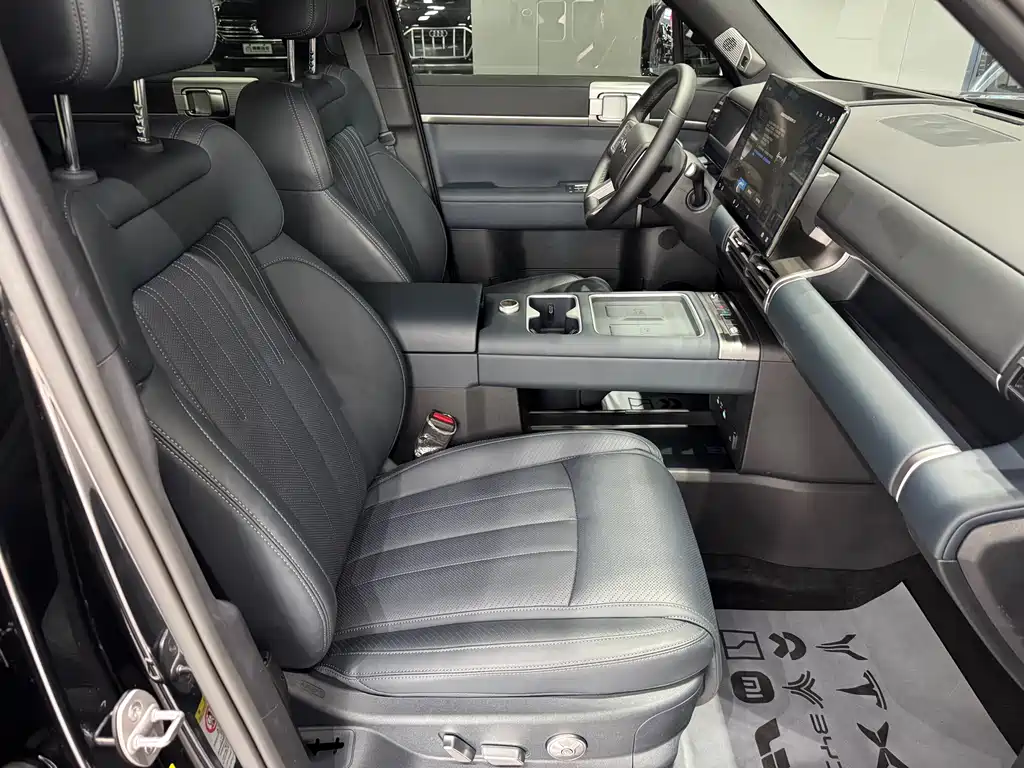 Fangchengbao Leopard 7 7 2025 190KM Max