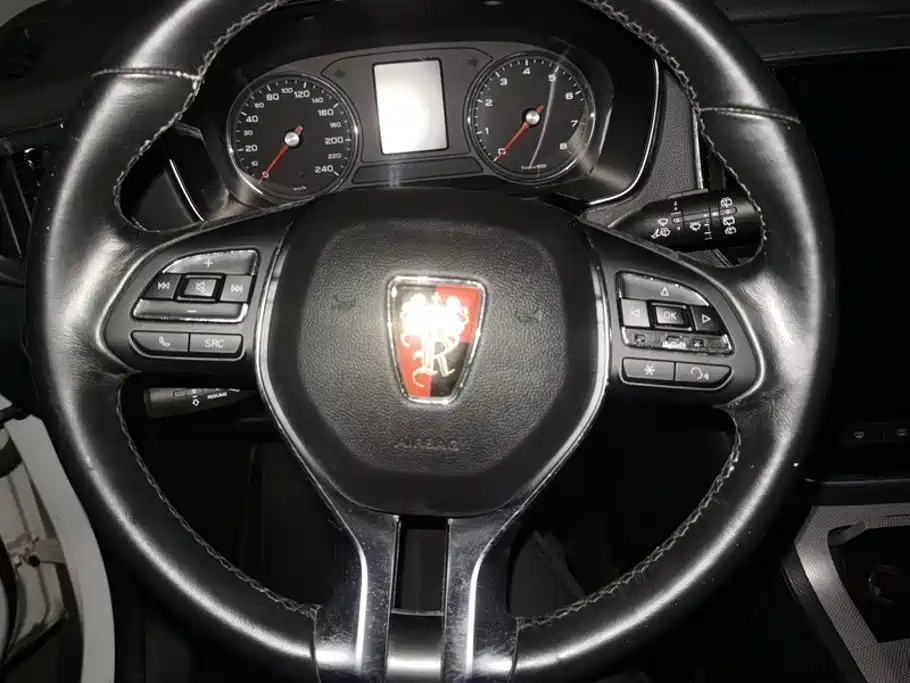 Roewe RX5 — миниатюра 15