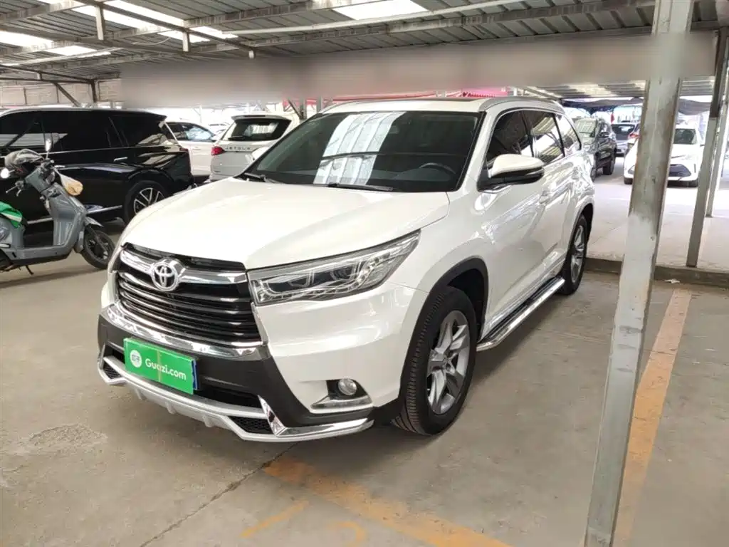 Toyota Highlander 2016