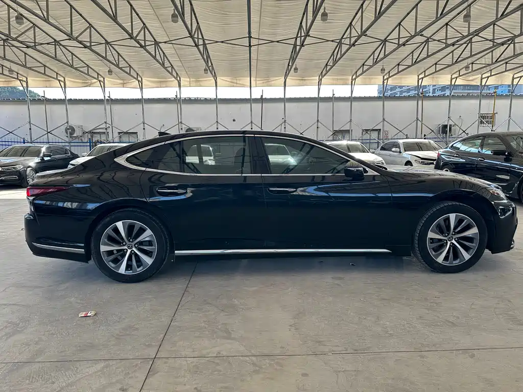 Lexus LS — фотографии объявления, Фото 12