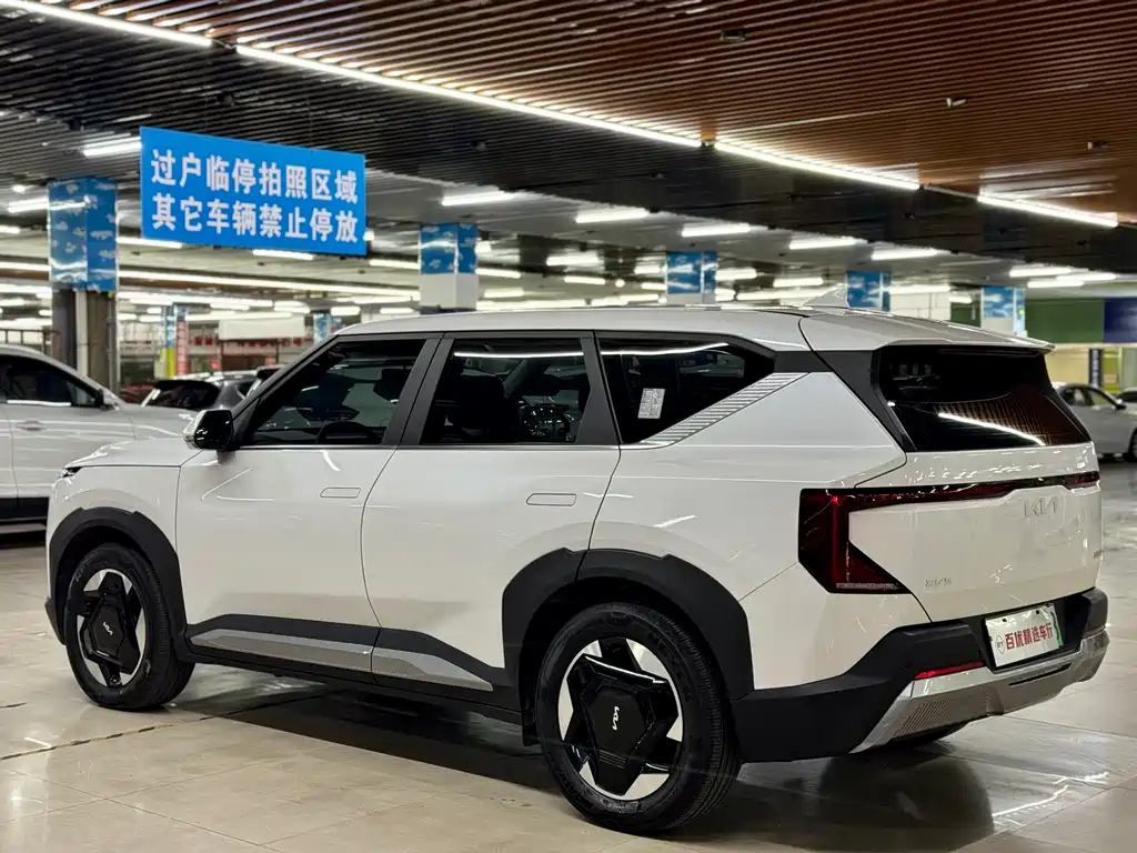KIA EV5