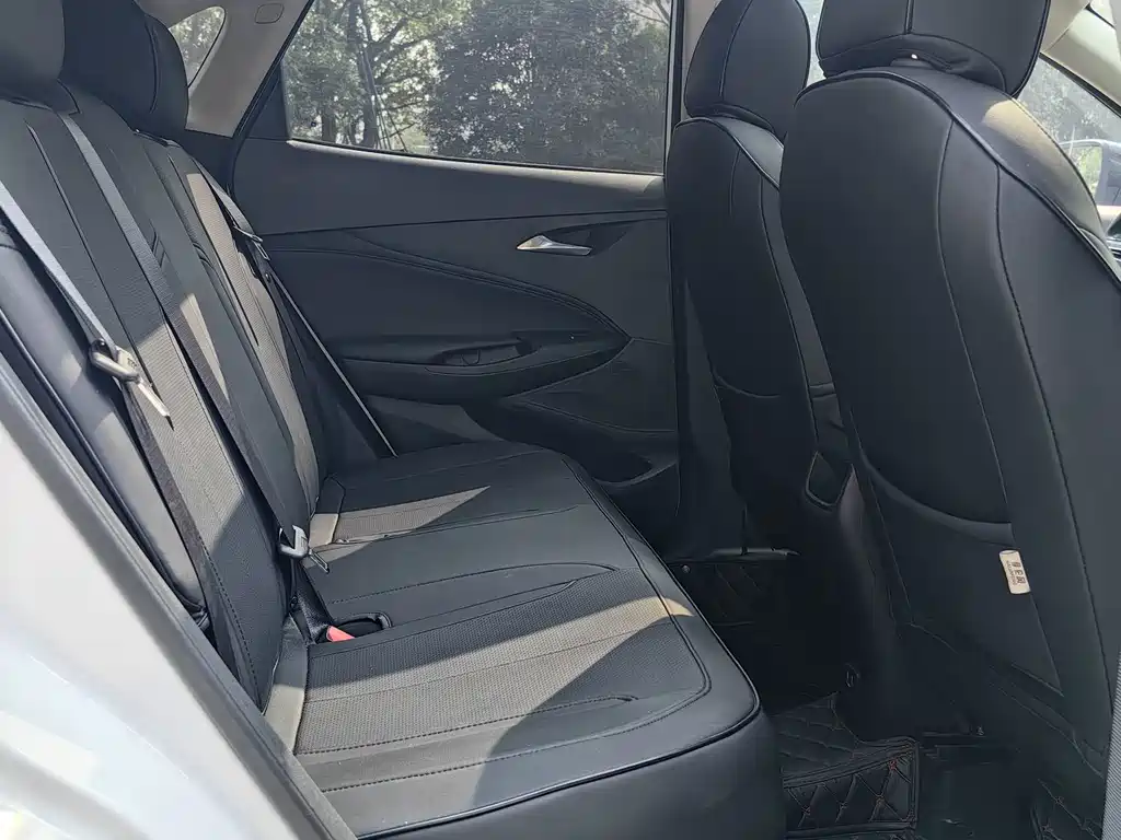 Buick Encore — миниатюра 7