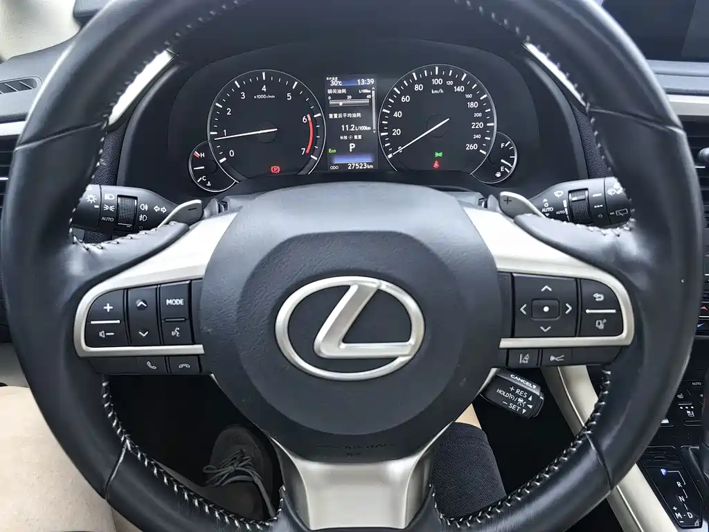Lexus RX — миниатюра 14