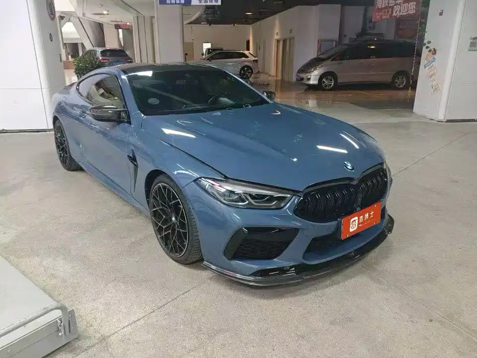 BMW 8 Series — миниатюра 7