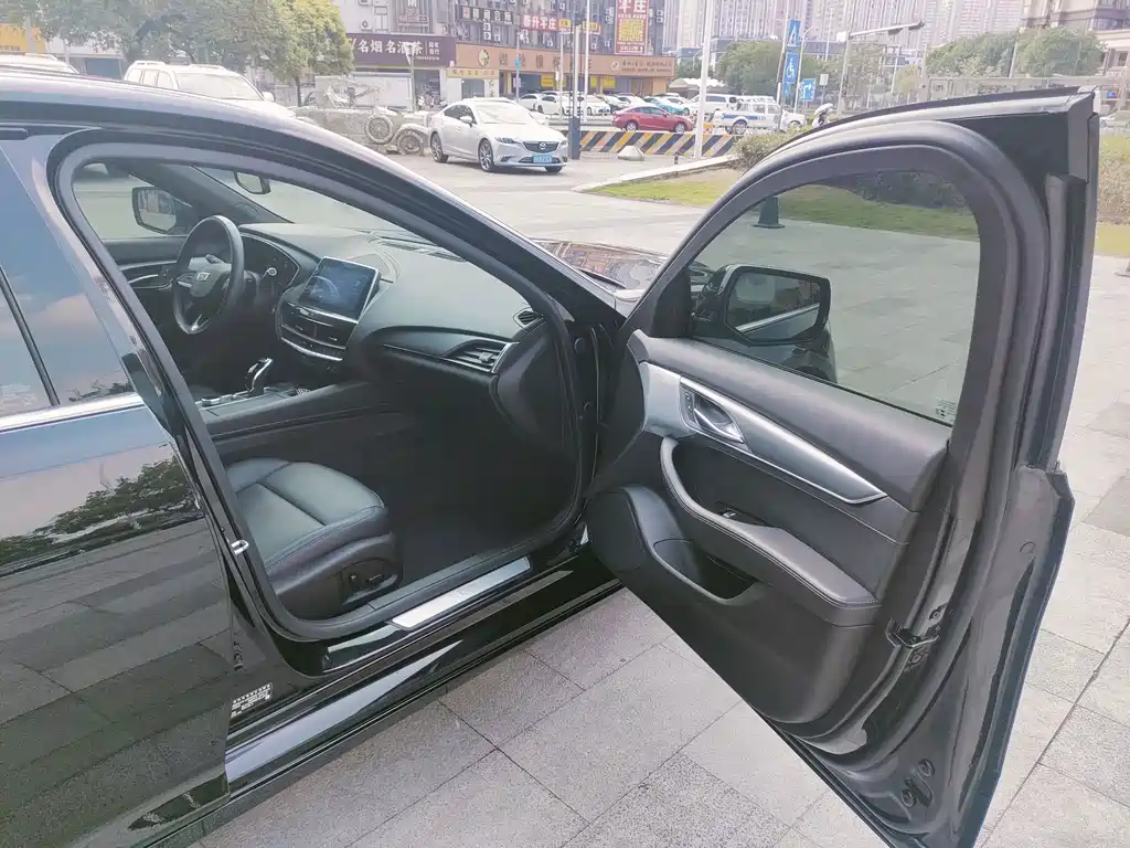 Cadillac CT5 — миниатюра 29
