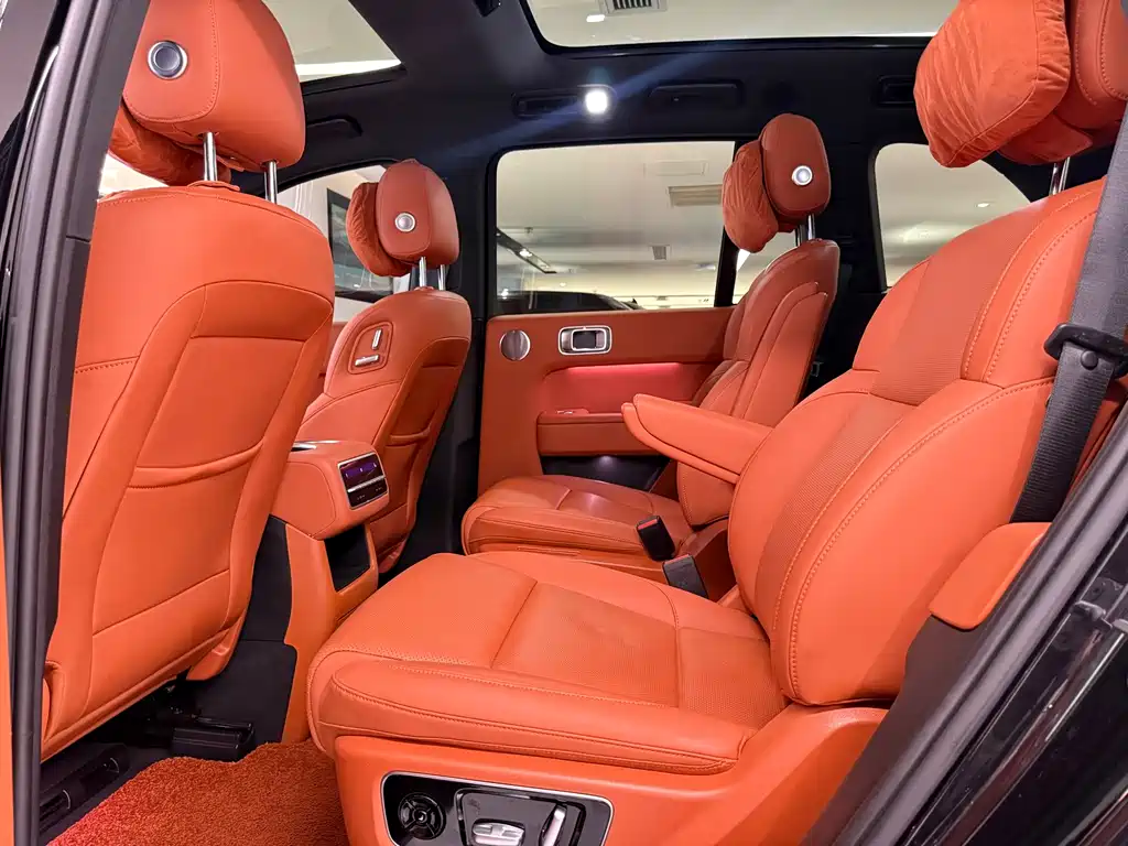 Li Auto Li L8 — миниатюра 10