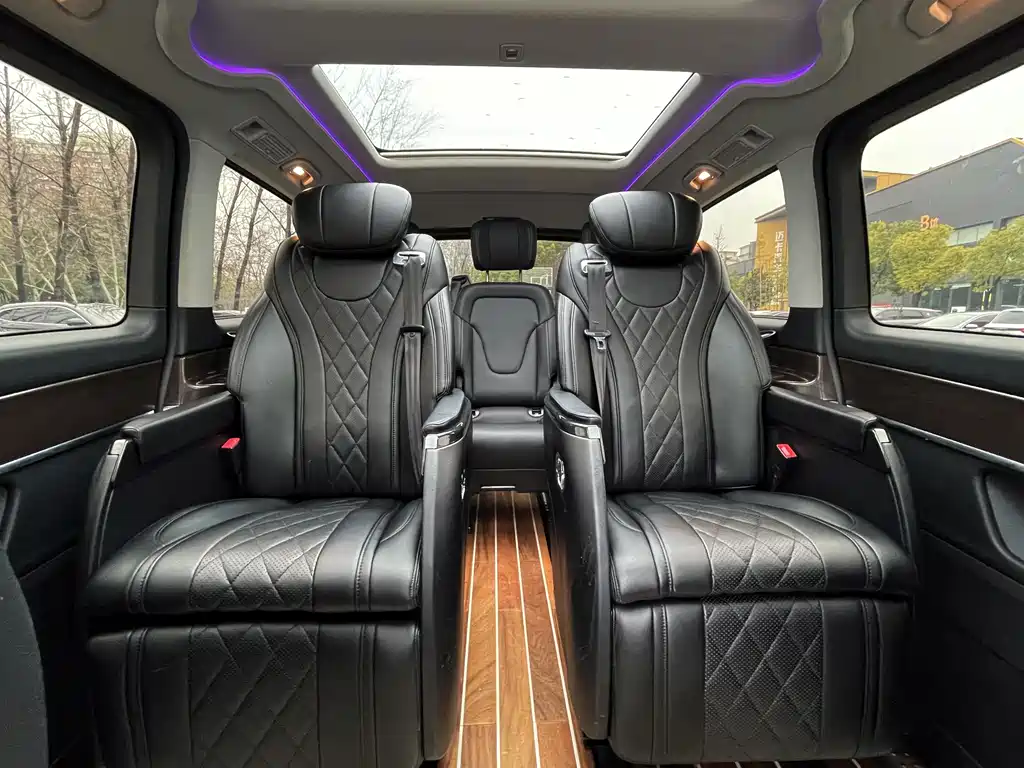 MERCEDES-BENZ V CLASS