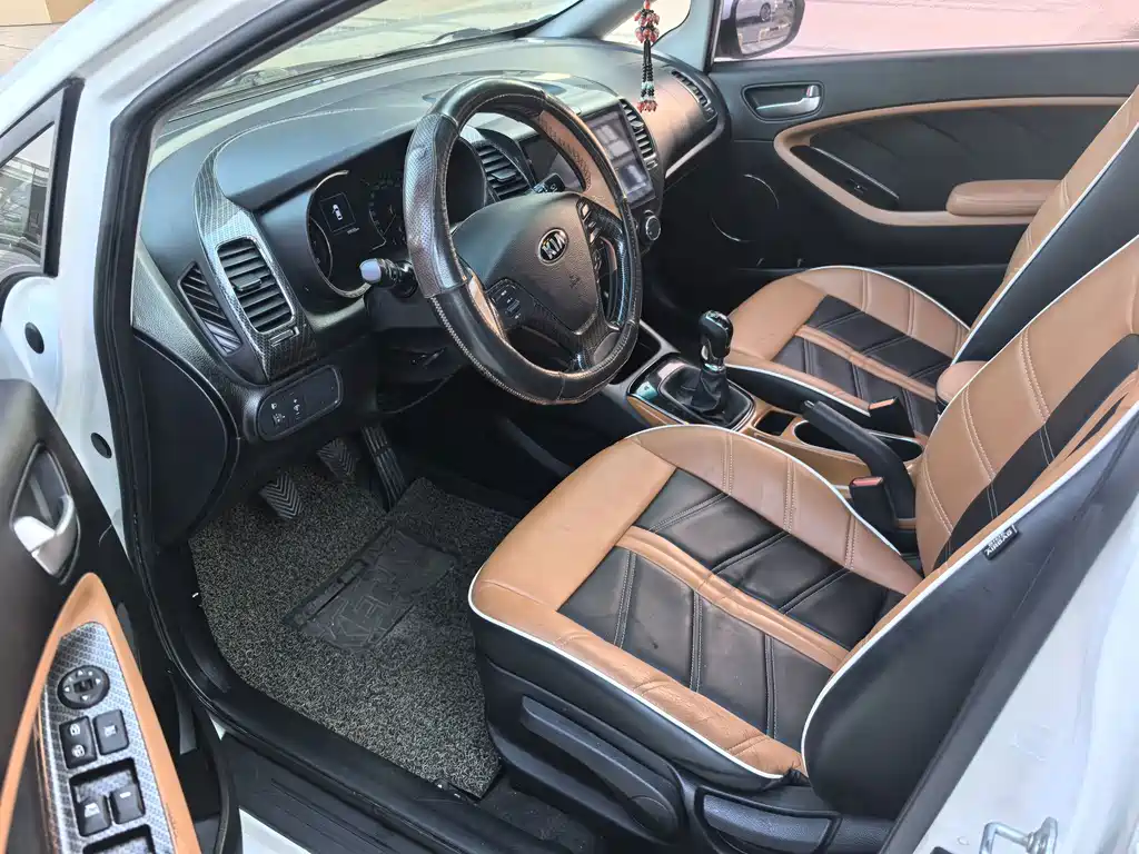 Kia K3 — миниатюра 8