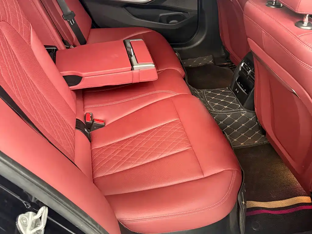 BMW i3 — миниатюра 12