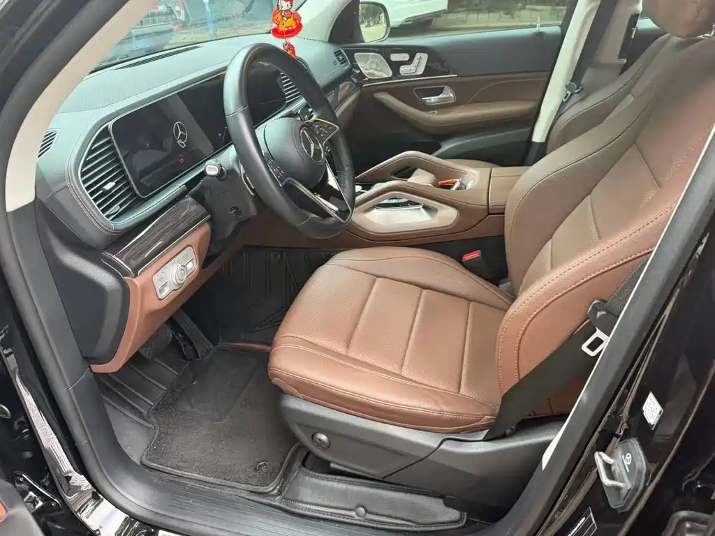 Mercedes-Benz GLE (Import) — миниатюра 2