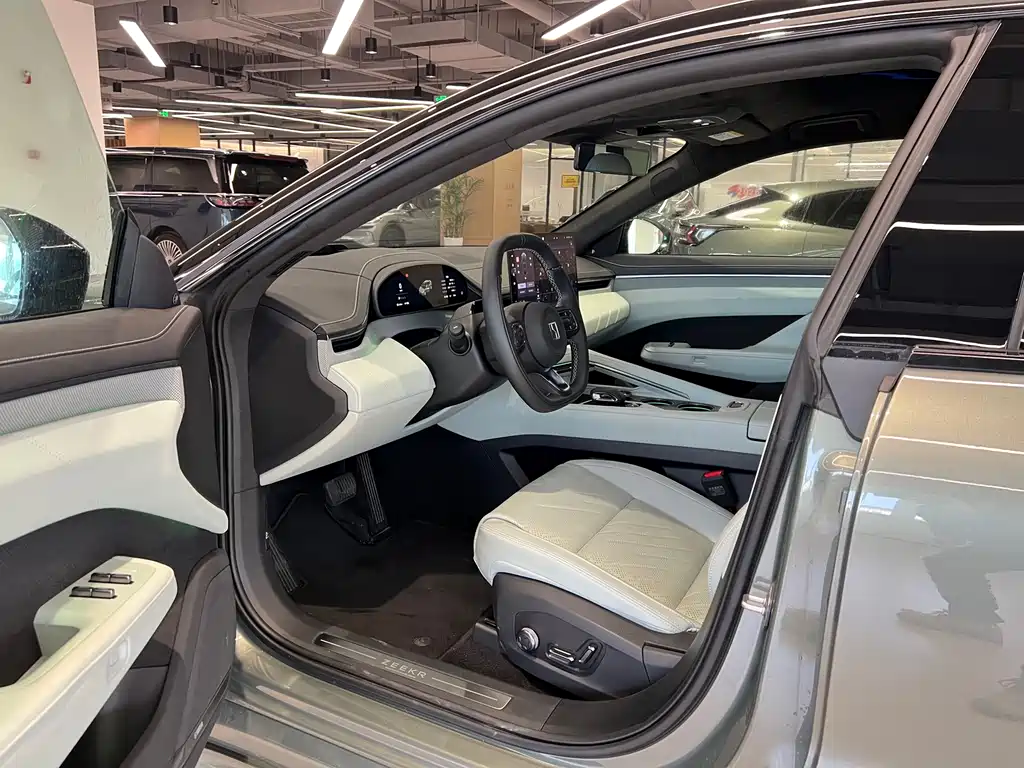 ZEEKR EXTREME KRYPTON 001