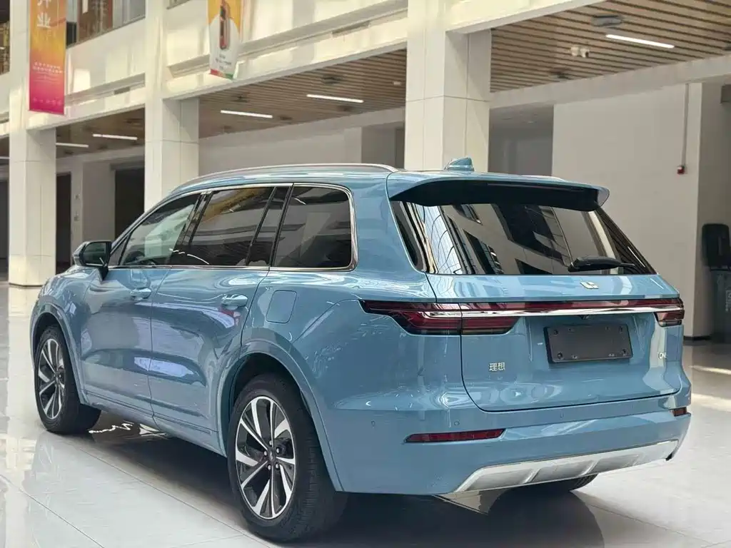 Li Auto ONE 2021 6 мест