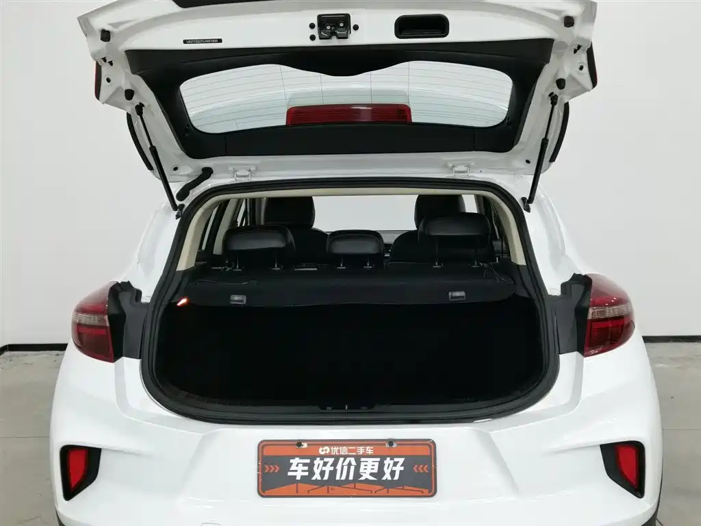 GEELY AUTOMOBILE EMGRAND GS