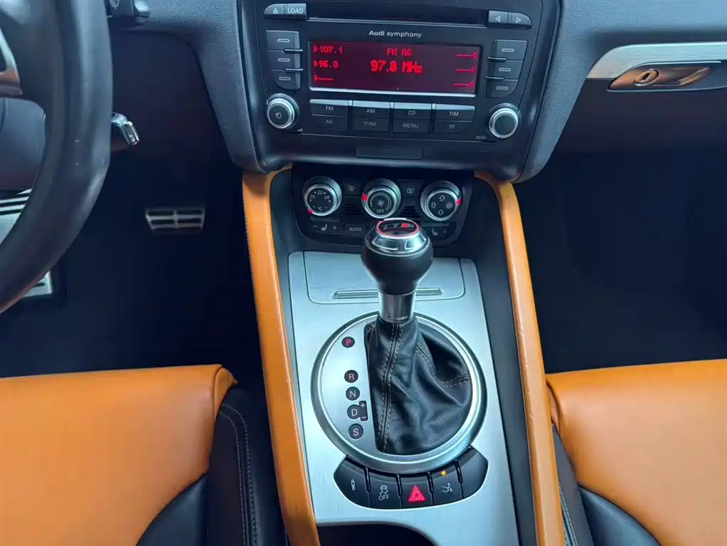 Audi TTS 2011 TTS Coupe 2.0TFSI quattro