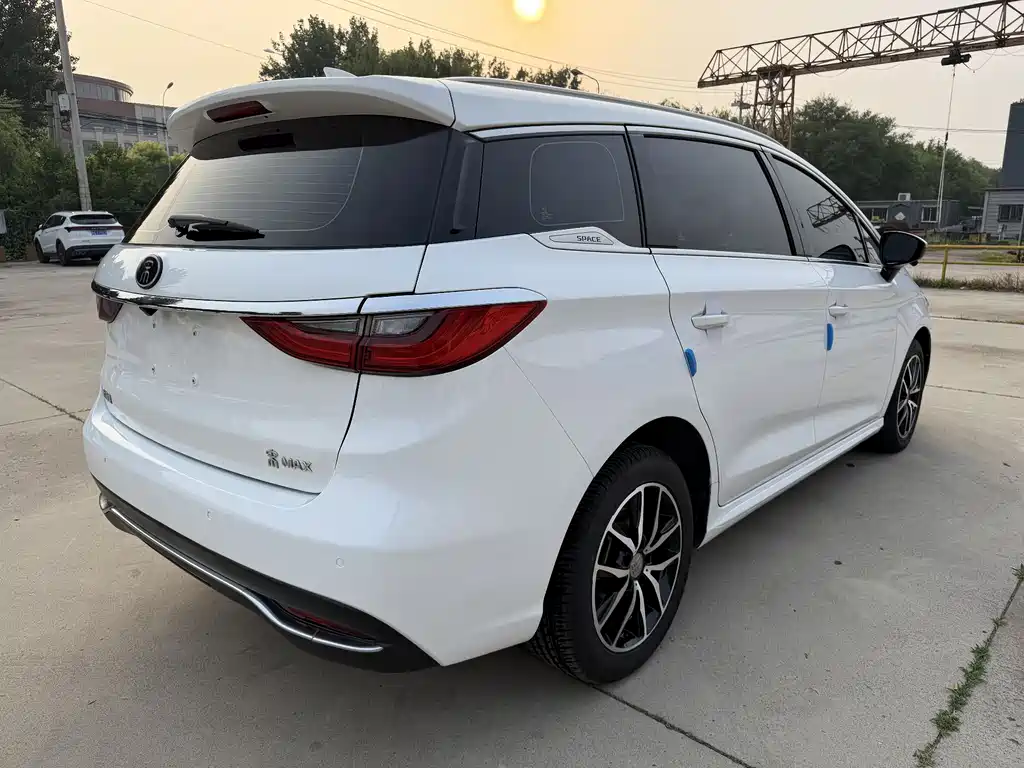 BYD Song MAX MAX 2017 1.5T AT Elite 7 мест