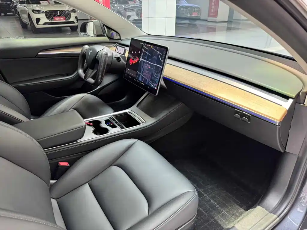 Tesla Model 3 — фотографии объявления, Фото 18