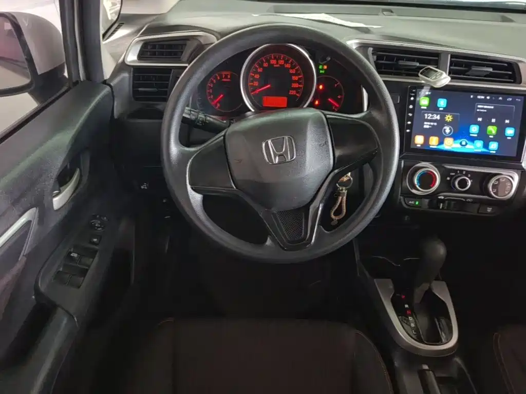 Honda Fit — миниатюра 11