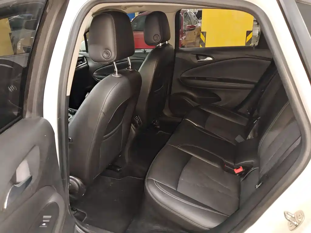 Buick Verano Sedan 20T DCT Leading Type, фото 8