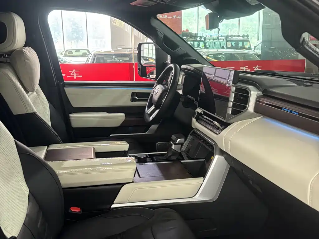 Toyota Tundra 2023 3.5L AT