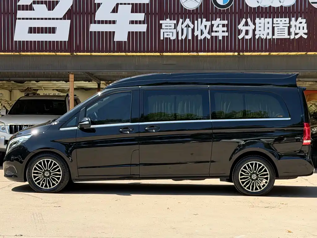 Mercedes-Benz V-Class — миниатюра 4
