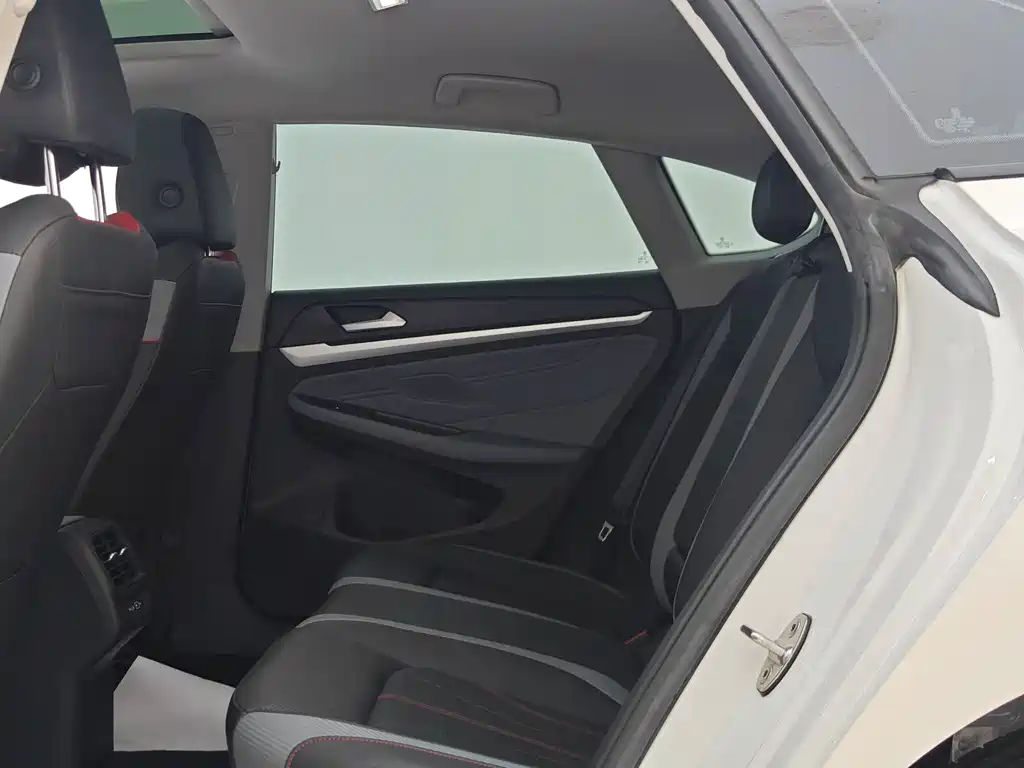 Volkswagen Lamando — миниатюра 8