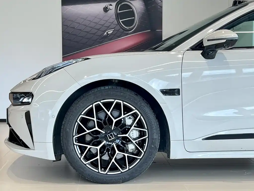 ZEEKR EXTREME KRYPTON 001