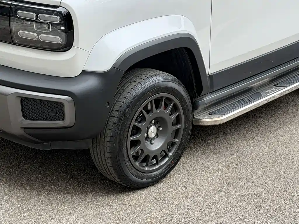 Baojun Yueye — миниатюра 9