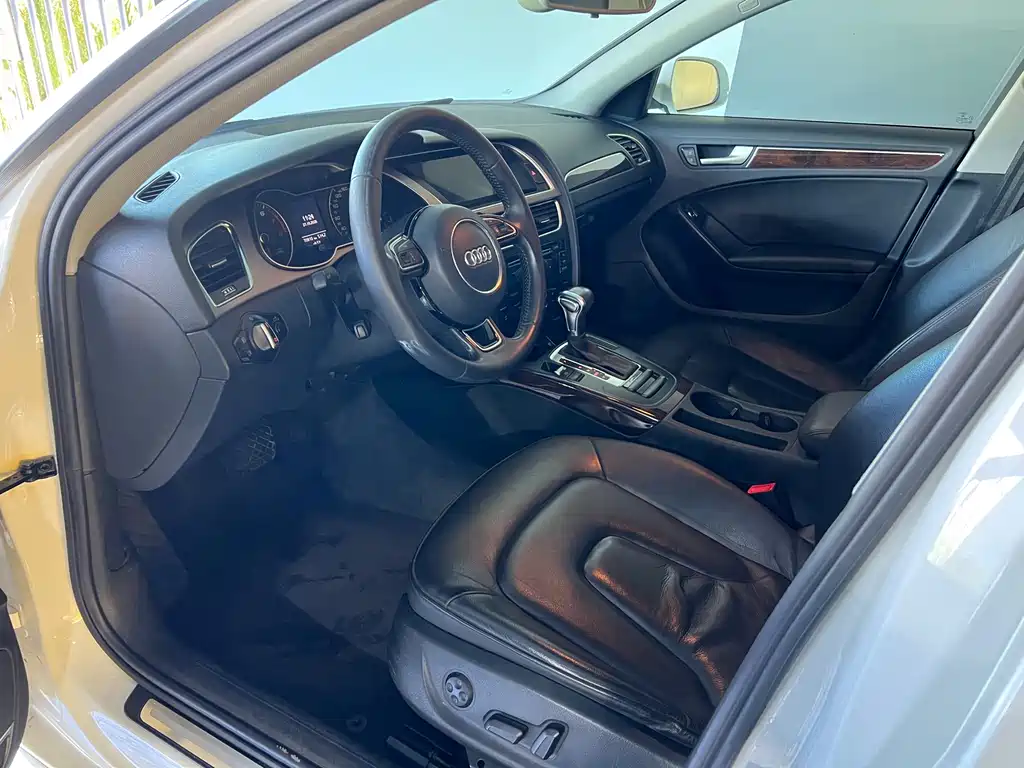 Audi A4L — миниатюра 7