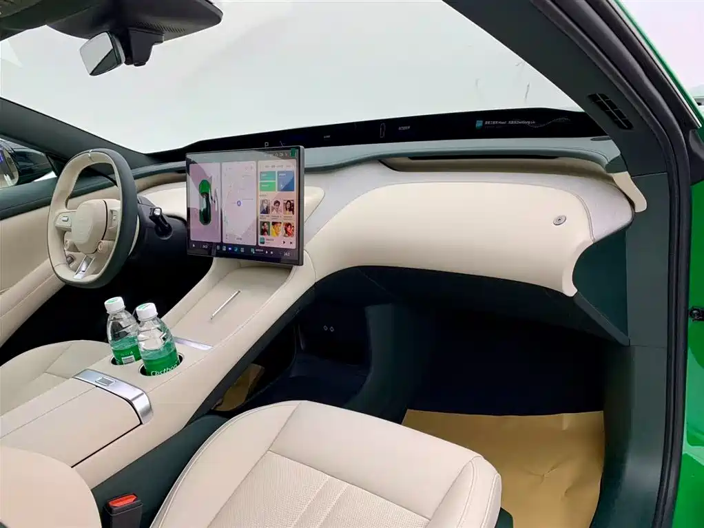 XIAOMI CAR XIAOMI YU7