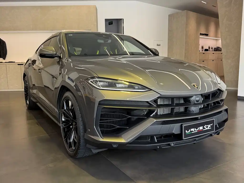 Lamborghini Urus SE — миниатюра 2