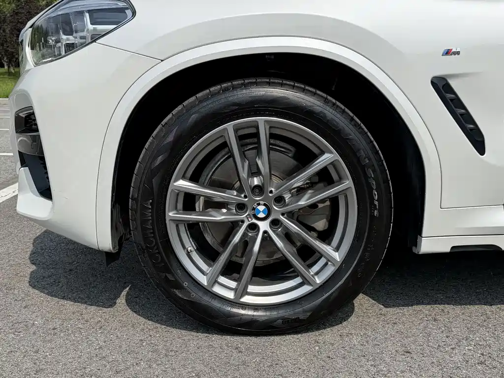BMW X3 — миниатюра 15