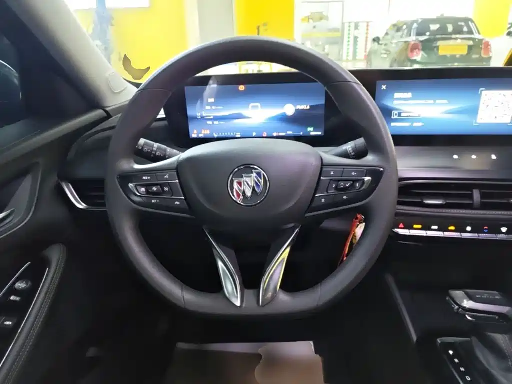 Buick Verano — миниатюра 11