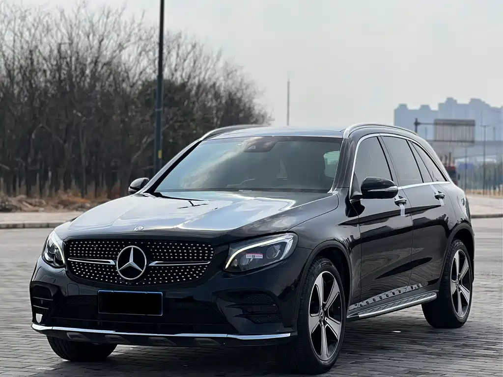 MERCEDES-BENZ GLC