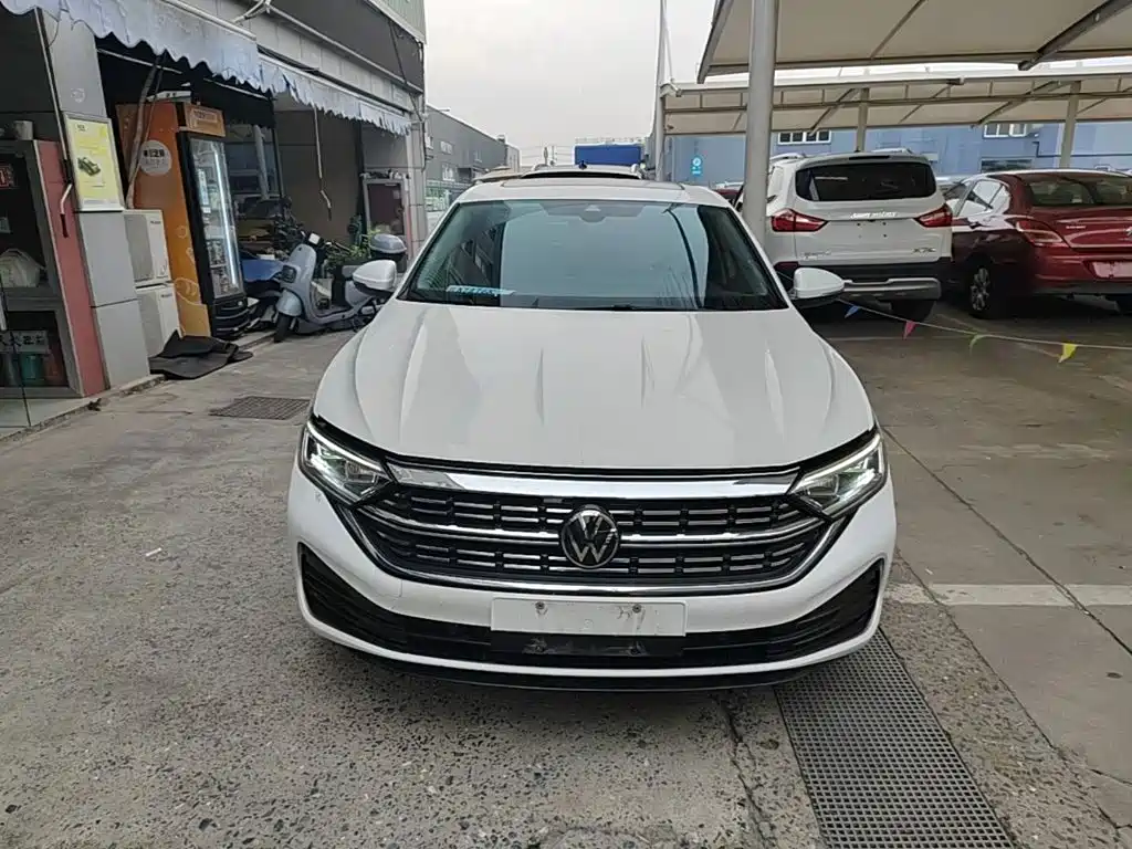 Volkswagen Sagitar — миниатюра 3