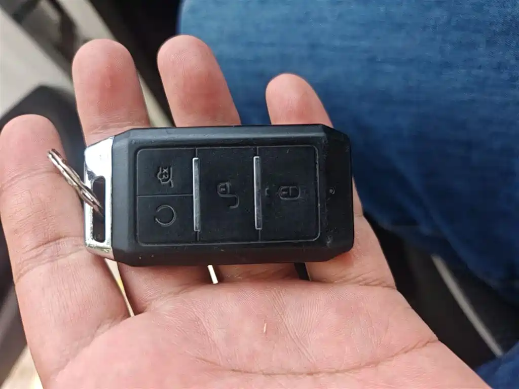 BYD e1 — миниатюра 9