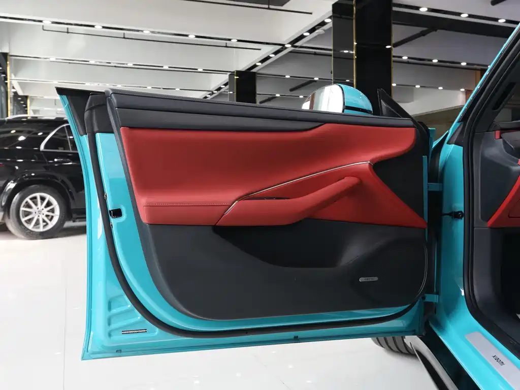 XIAOMI CAR XIAOMI SU7