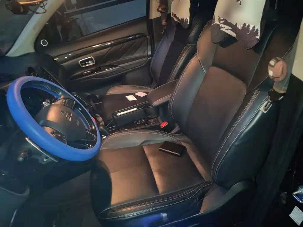 Mitsubishi Outlander — миниатюра 11