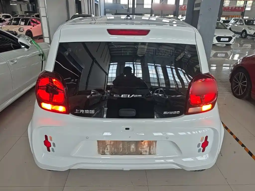 Roewe Clever — миниатюра 6