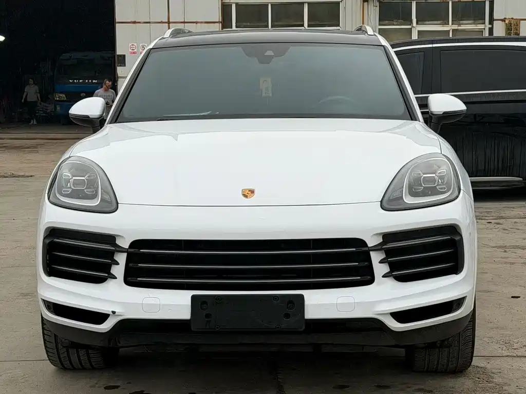 Porsche Cayenne — миниатюра 2